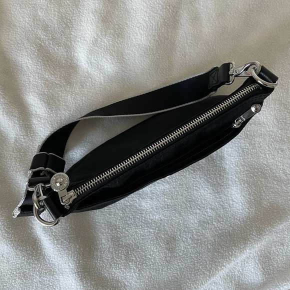 Kipling bag with a removable straps in black - Picture 5 of 11